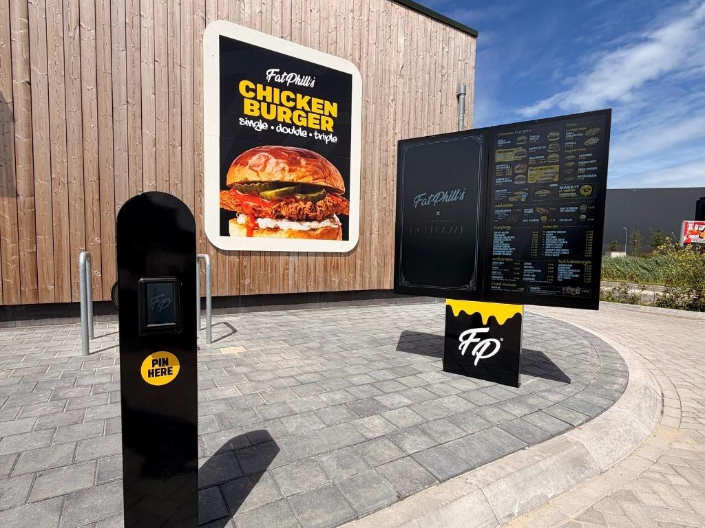 Der Drive-through von Fat Phill's in Duiven